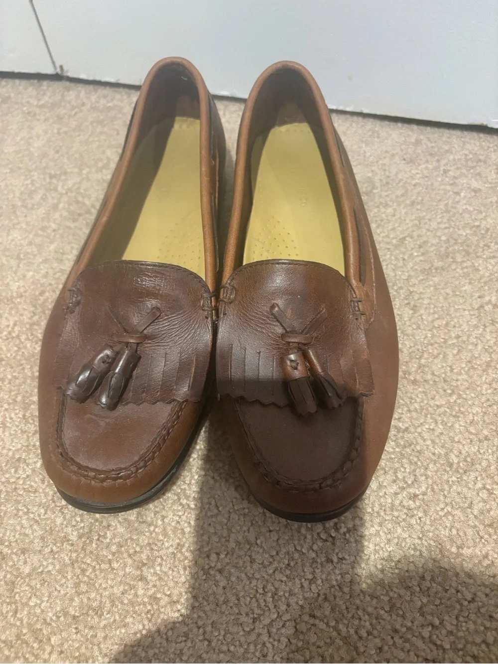Women’s Brown Leather Tassel Loafers
